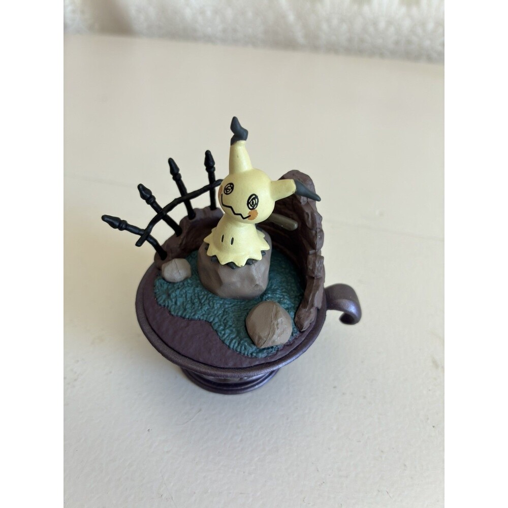 Pokemon Mini Figure: Mimikyu Re-ment Little Night Collection